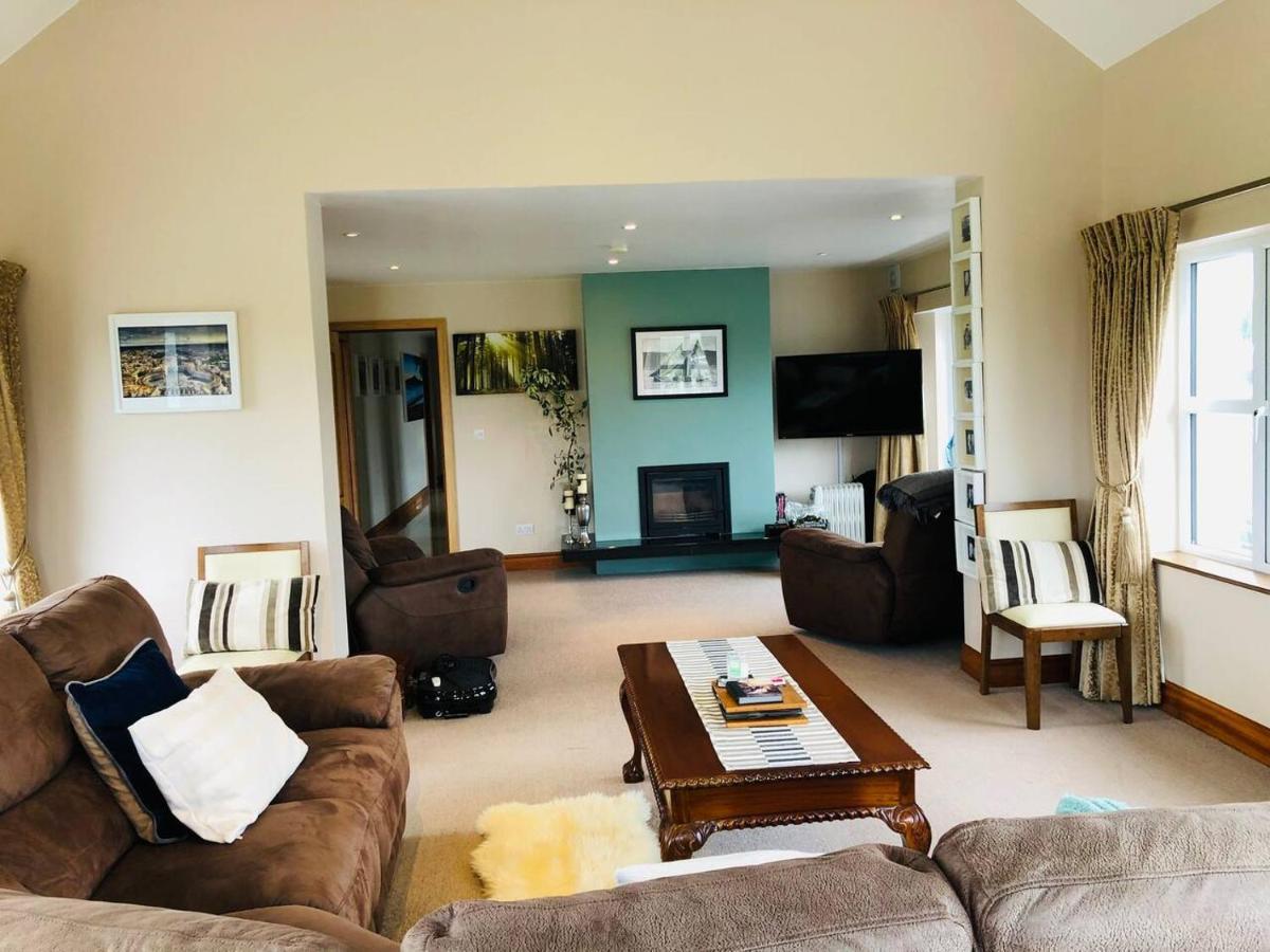 Connemara. 3 Bedroom, 8 Bed, Holiday Home Galway Kültér fotó